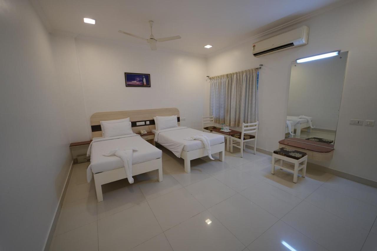 Hotel Palmyra Grand Inn Tirunelveli Exterior foto
