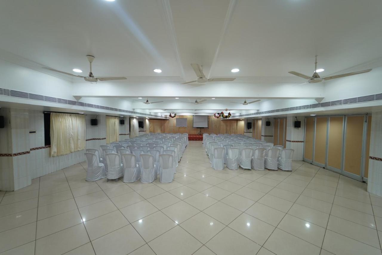 Hotel Palmyra Grand Inn Tirunelveli Exterior foto