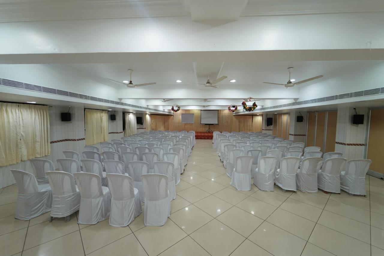Hotel Palmyra Grand Inn Tirunelveli Exterior foto