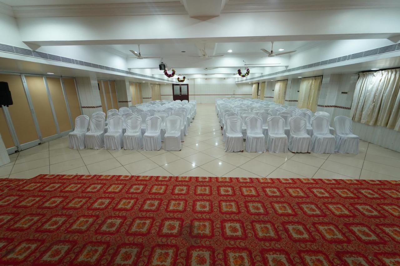 Hotel Palmyra Grand Inn Tirunelveli Exterior foto